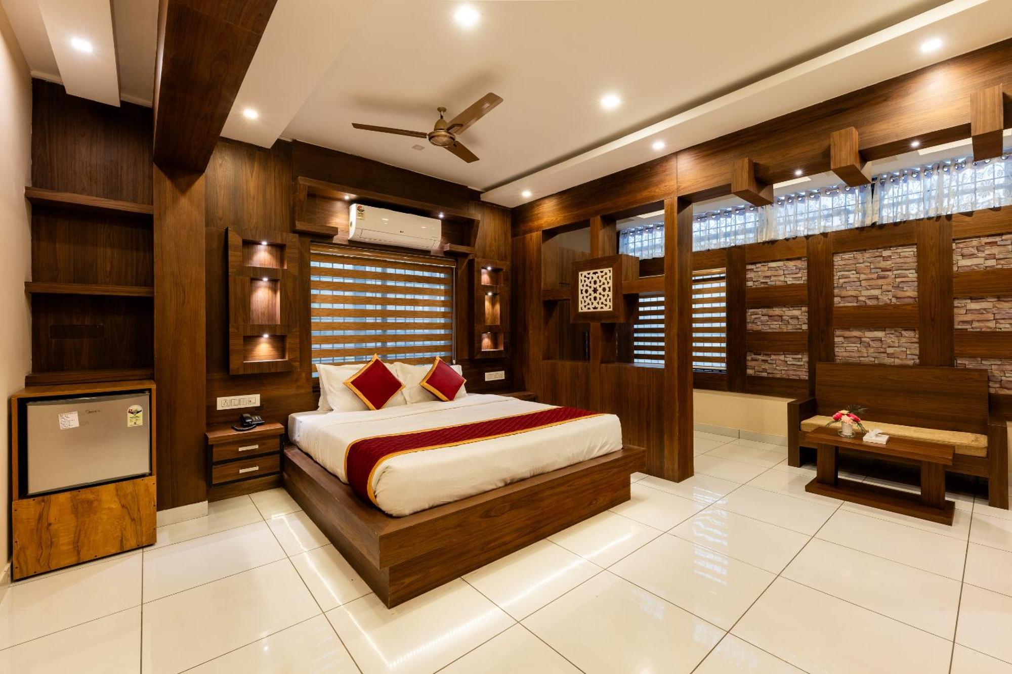 Marza Inn Калпетта Екстер'єр фото